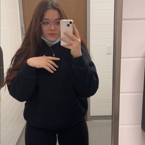 Meet your Posher, Emili